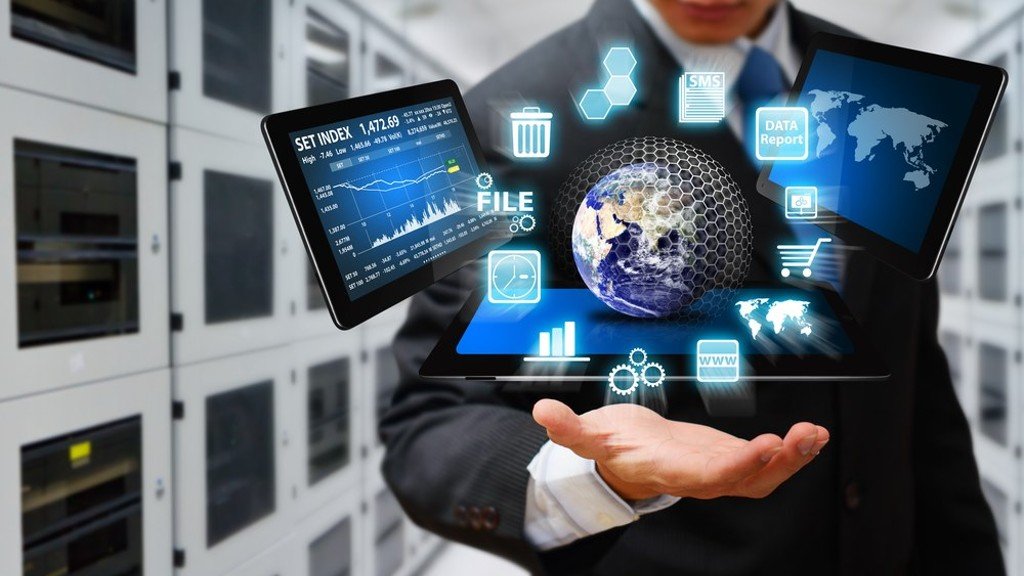 The Role of Tech in lovelolablog.com and Modern Lifestyle Blogging